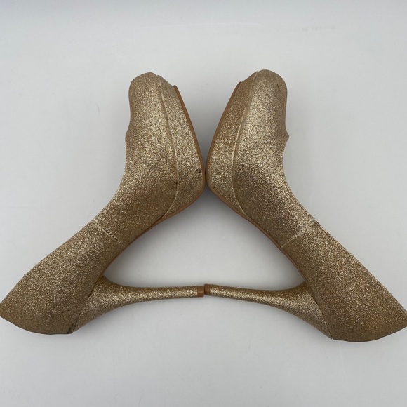 Olsenboye Size 7.5 M Gold Glitter OPepper Platform Pumps, 4.5" heel - Picture 5 of 8